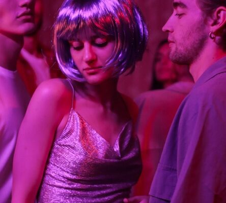 Polyamore Beziehungen: Liebe zwischen mehreren kann spannend sein.